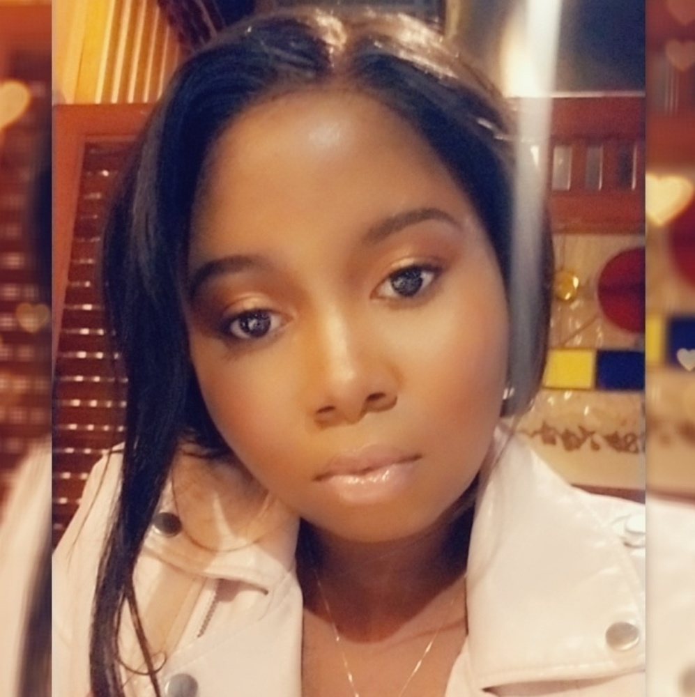 Meet your Posher, Amera